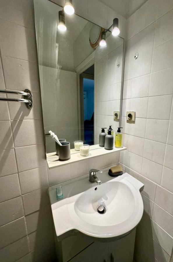 Apartment Bright Studio With Balcony At The Foot Of The Sea Nizza